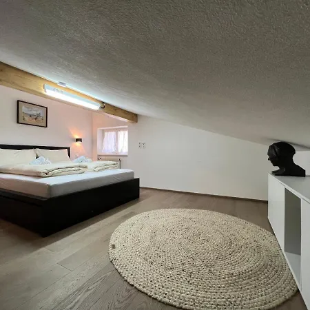 Apartment Liboria: Lovely,cosy Apartment. 2 Min Skilift Walk Campitello di Fassa